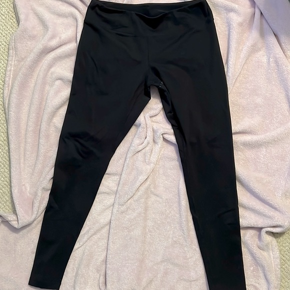 Zella Pants & Jumpsuits Zella Daily Live In Leggings Poshmark
